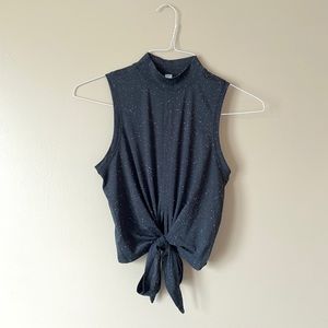 Lululemon Mock Neck Crop Top. Size 4. Black with White Specks.